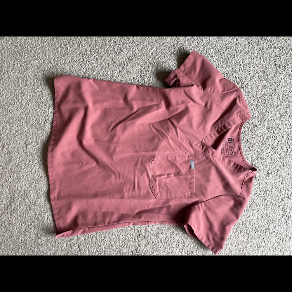 Figs scrub top one pocket size small color Mauve